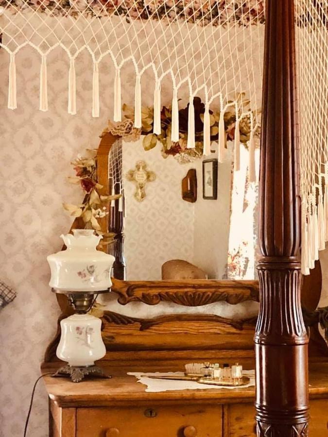 קאנאנדאיגואה The Bella Ella Bed And Breakfast מראה חיצוני תמונה